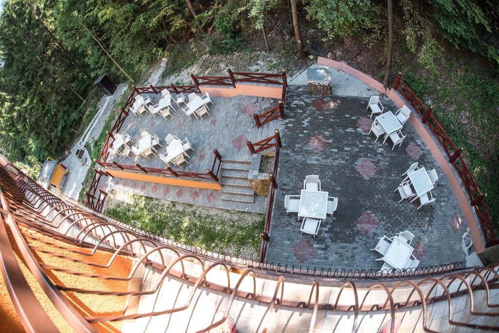 Hotel Trei Brazi Băile Olăneşti Екстериор снимка